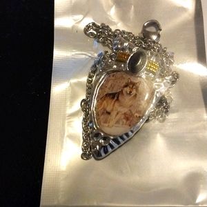 Chrome Finished Wolf Arrowhead Necklace With   Chain